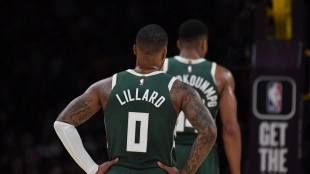 Damian Lillard y Giannis Antetokounmpo