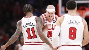 DeMar Derozan, Alex Caruso y Zach LaVine