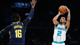 James Johnson, en un partido contra Charlotte Hornets