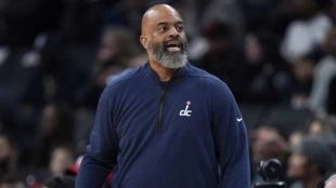 Wes Unseld Jr., entrenador de Washington Wizards.