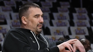 Dejan Milojevic era asistente de Golden State Warriors. 