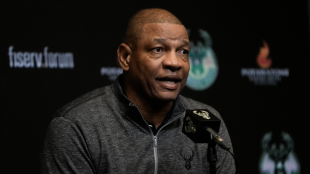 Doc Rivers, entrenador de Milwaukee Bucks.