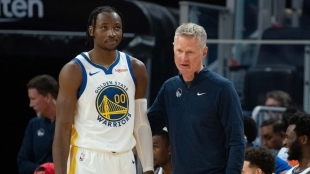 Jonathan Kuminga y Steve Kerr