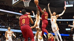 Rumores NBA: Donovan Mitchell y Dejounte Murray. Foto: gettyimages