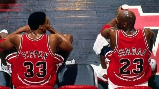 Michael Jordan y Scottie Pippen, leyendas de Chicago Bulls.