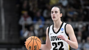 Caitlin Clark, jugadora de la NCAA.