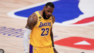 LeBron James, estrella de la NBA. 