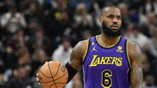 LeBron James, estrella de la NBA. 