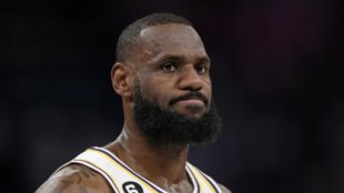 LeBron James, estrella de la NBA. 