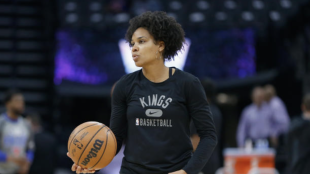 Lindsey Harding, nueva entrenadora de Los Angeles Lakers.