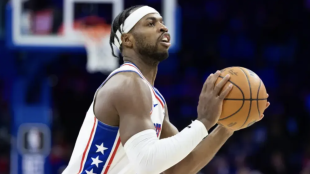 Buddy Hield will play for the Golden State Warriors.