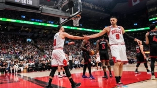 Lavine y Vucevic se van de los Bulls. Foto: gettyimages