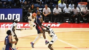 Lebron James, remontada ante Sudán del Sur. Foto. gettyimages