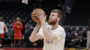 Davis Bertans could play for the Golden State Warriors.