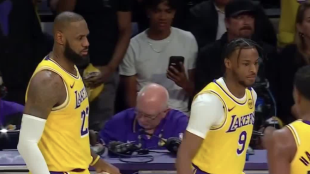 LeBron James and Bronny James to play in an NBA game with the Los Angeles Lakers.