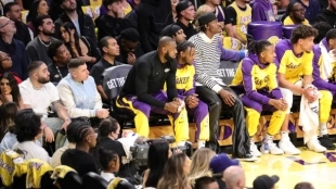LeBron's Advice to Bronny. Photo: gettyimages
