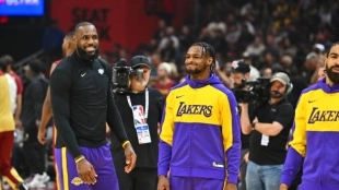 LeBron James, options to play with Bryce. Photo: gettyimages.