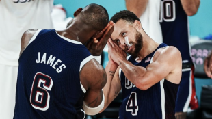 Stephen Curry, alongside LeBron James: Will they play together again?