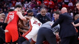 Controversy in the Miami Heat vs Houston Rockets Game.