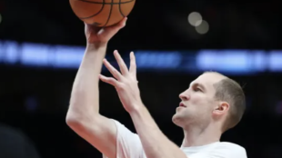 Cody Zeller, new player for Houston Rockets.