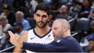 Taylor Jenkins has stopped being the coach of the Memphis Grizzlies.