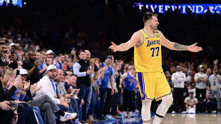 Luka Doncic, estrella de Los Angeles Lakers, fue expulsado ante OKC.