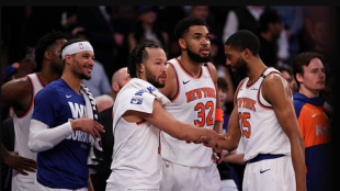 New York Knicks defeat the Celtics. Photo: gettyimages