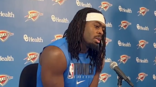 Lu Dort, jugador de Oklahoma City Thunder. 
