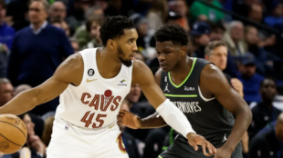 Anthony Edwards and Donovan Mitchell, the best shooting guards in the NBA?