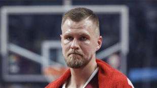 La Letonia de Porzingis no pudo con Lituania.