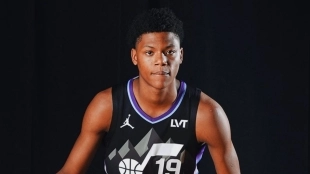El rookie más polémico de 2025 se sale en su primer partido de pretemporada NBA
