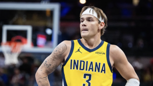 Mac McClung , cortado por Indiana Pacers. 