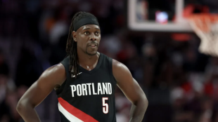 Jrue Holiday involved in NBA rumors with Detroit Pistons.