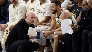 Golden State Warriors Shake: Stephen Curry's Injury