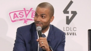 Tony Parker becomes coach and negotiates the sale of ASVEL
