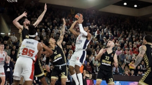 Monaco crushes Baskonia in the Euroleague