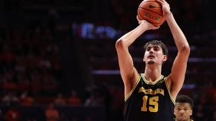 Aday Mara, position in Mock Draft. Photo: gettyimages.