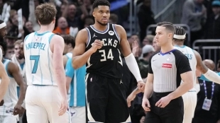 Giannis Antetokounmpo in a game against the Charlotte Hornets