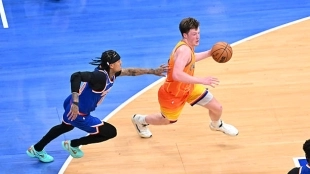 Kon Knueppel fights for the Roy. Photo: gettyimages