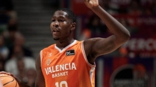 Omari Moore continúa su trayectoria en Valencia Basket
