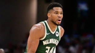 Giannis Antetokounmpo, estrella de Milwaukee Bucks.