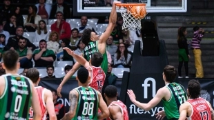 El Joventut de Badalona pierde contra el Murcia. Foto: @Penya1930