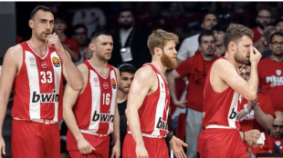 Olympiacos convincingly defeats Monaco in the Euroleague.