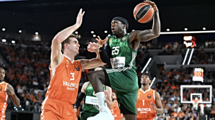 Valencia Basket falls to Panathinaikos in a very tight EuroLeague playoffs debut.