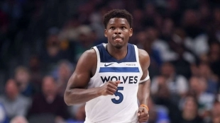 Minnesota da la sorpresa contra los Spurs en el épico regreso de Anthony Edwards