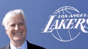 Los Angeles Lakers despiden empleados tras la llegada de Mark Walter