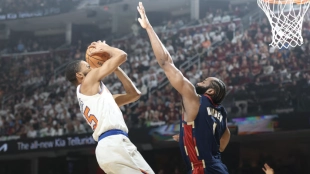 The Knicks crush the Cavs again and are close to the NBA Finals