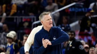 Steve Kerr entrenará dos años más a Golden State Warriors