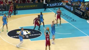 Zaragoza is saved with an epic three-pointer in the last second.