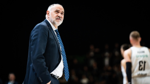 Pablo Laso confronts the rumors at Anadolu Efes with determination.